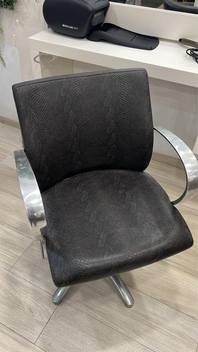 Cadeiras cabeleireiro em bom estado