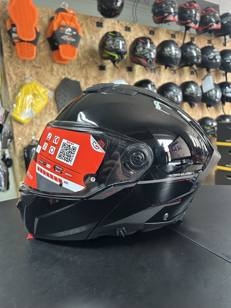 Kask motocyklowy MT Atom rozmiary L, XL, XXL