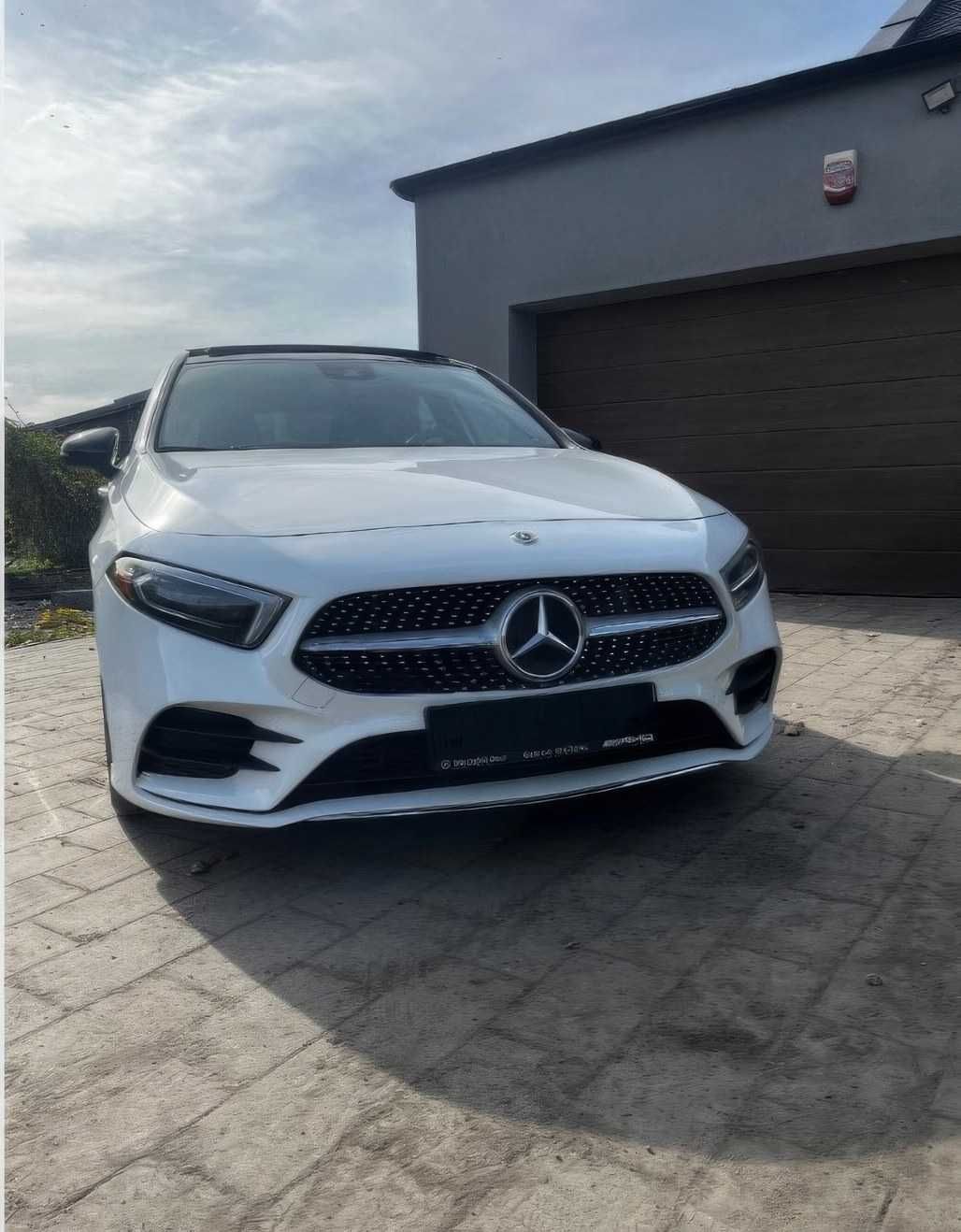 Mercedes-Benz 2019