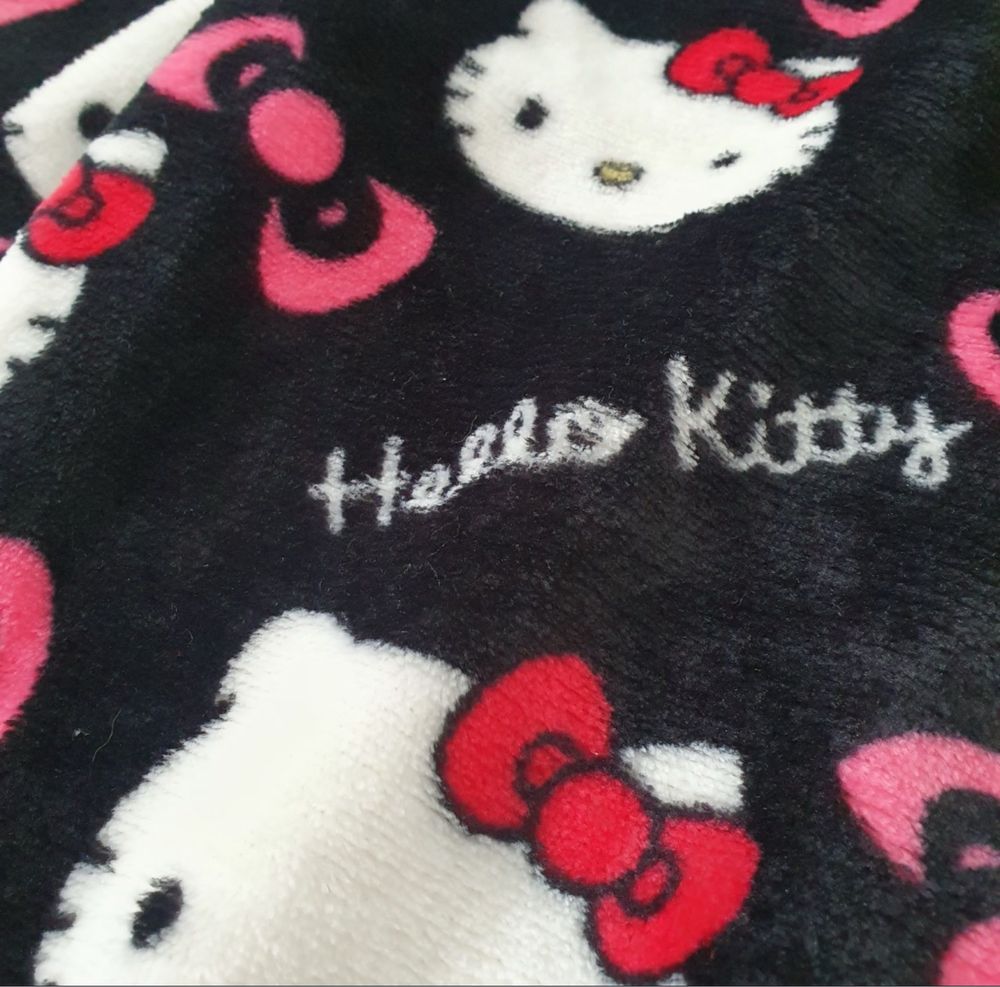 Nowe czarne spodnie piżamowe Hello Kitty M 38