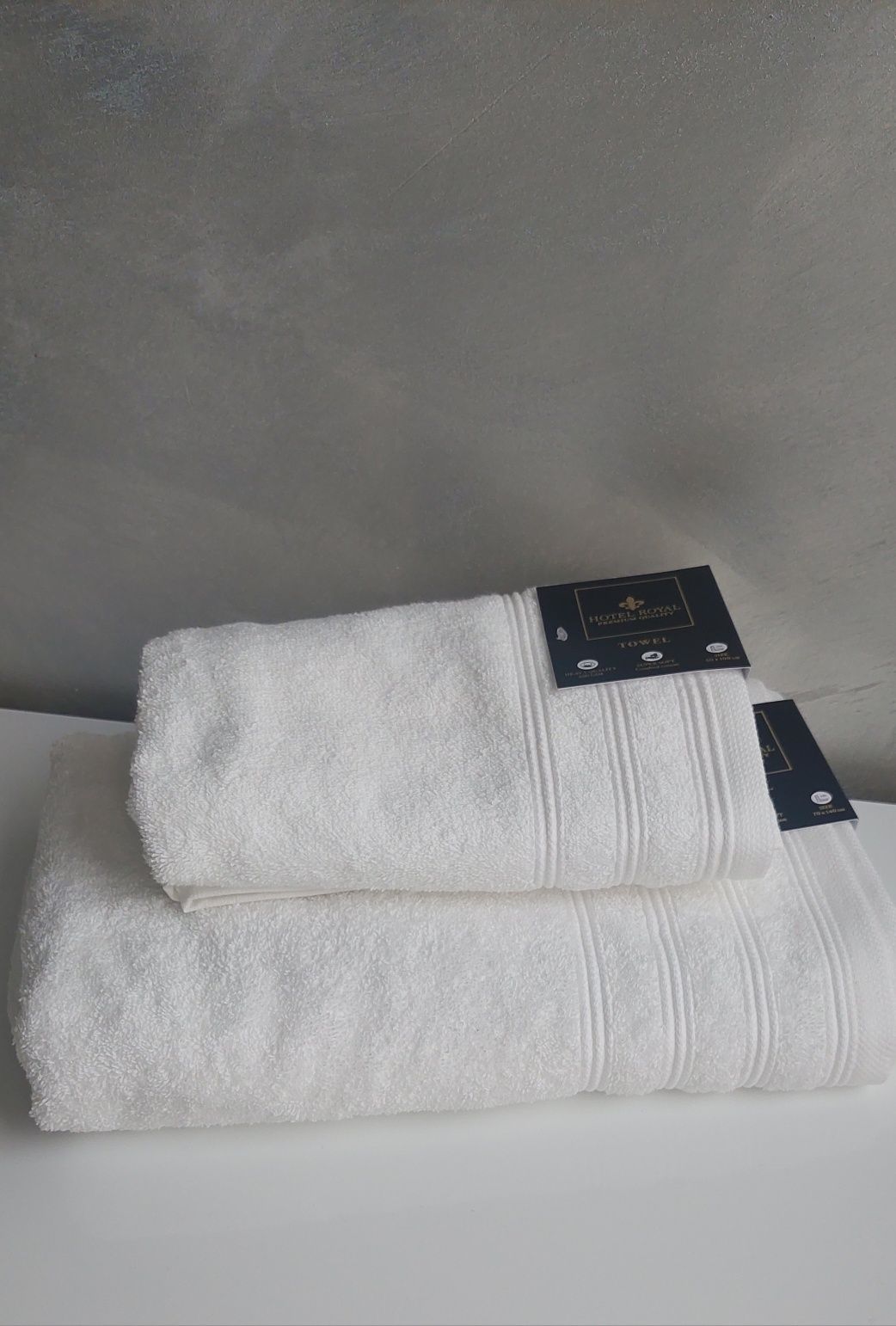 T.komplet 2 ręczników dobrej jakości 550G