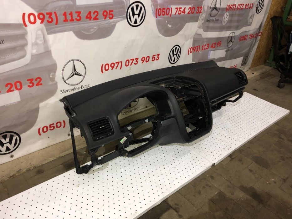 Торпеда салона панель Гольф V Джета 5 Панель Jetta V Golf 5 Разборка