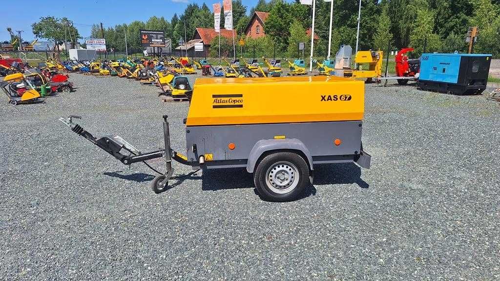 Kompresor Śrubowy Sprężarka ATLAS COPCO XAS 67 2015 Nr 803 Wolf