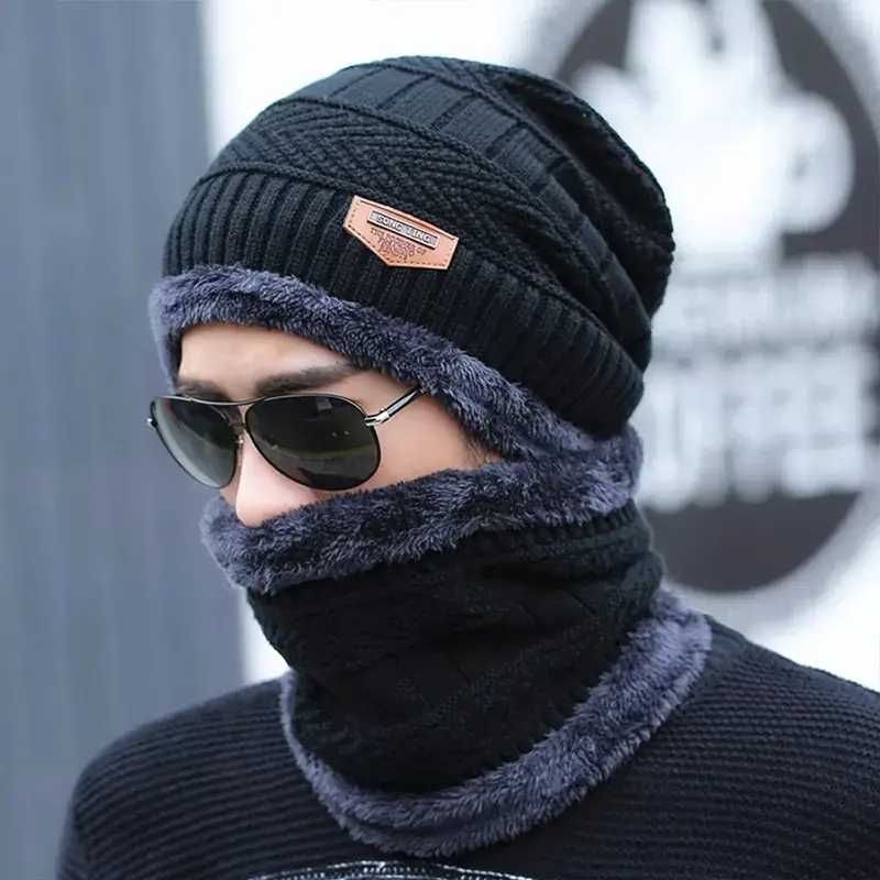 Зимова чоловіча шапка з хомутом набір 56-60см