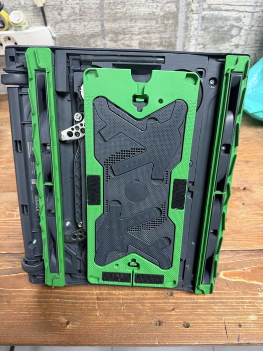 Kobold aspira e lava