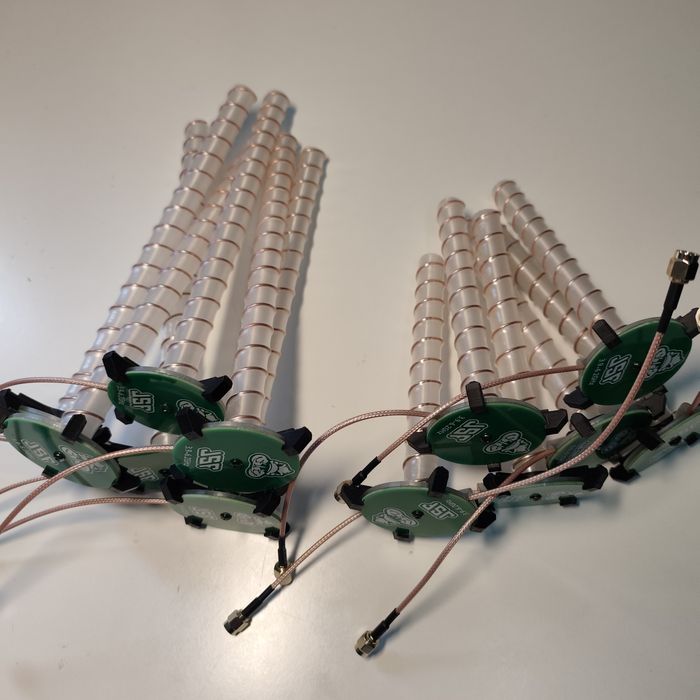 Антени Helix 4.9-6.2 GHz RHCP