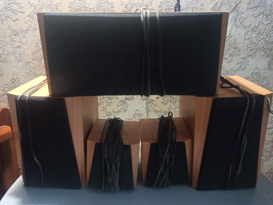 Колонки 5.1 genius или dyno