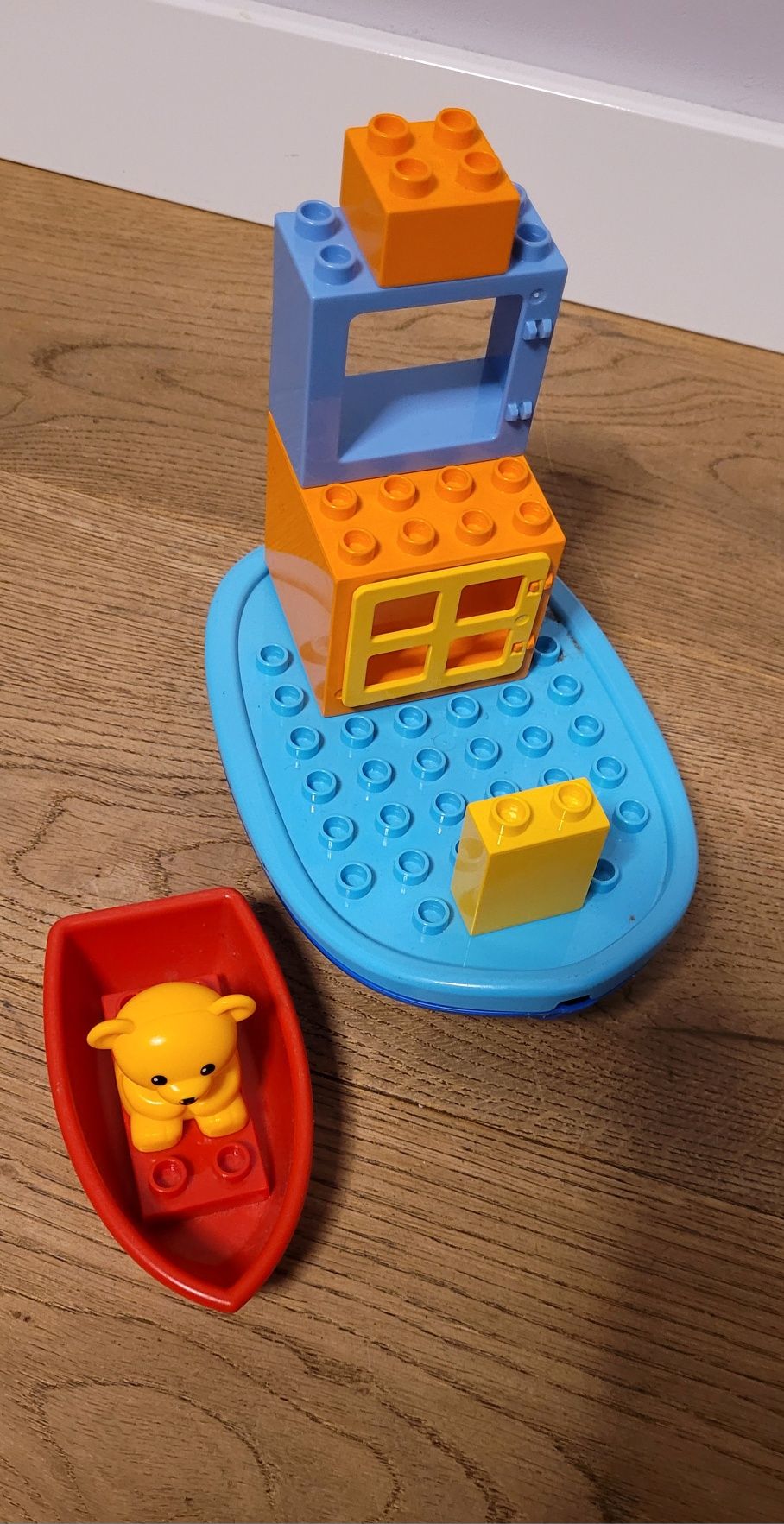 Lego duplo łódź łódka z misiem miś klocki lego na morzu