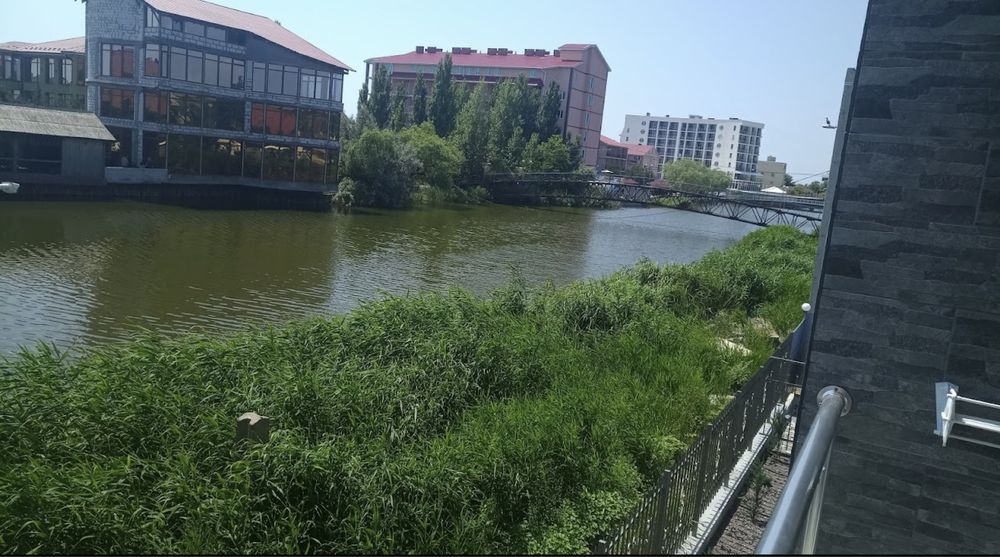 Кароліно-Бугаз! Новий готель в 3 хвилинах від моря. Сезон 2025 ціни