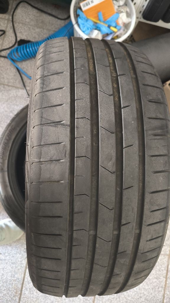Pneus PowerTrac EcoSport 235/40R18