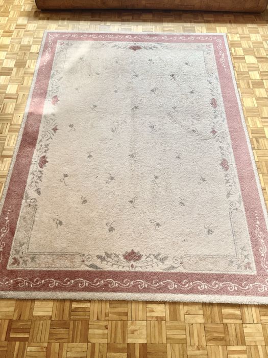 Piękny jasny dywan 1,7 x 2,3