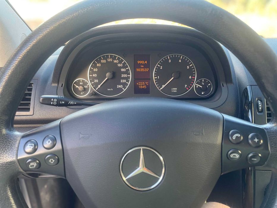 Mercedes A160 Elegance, automático, ar condicionado, só 100.000 km