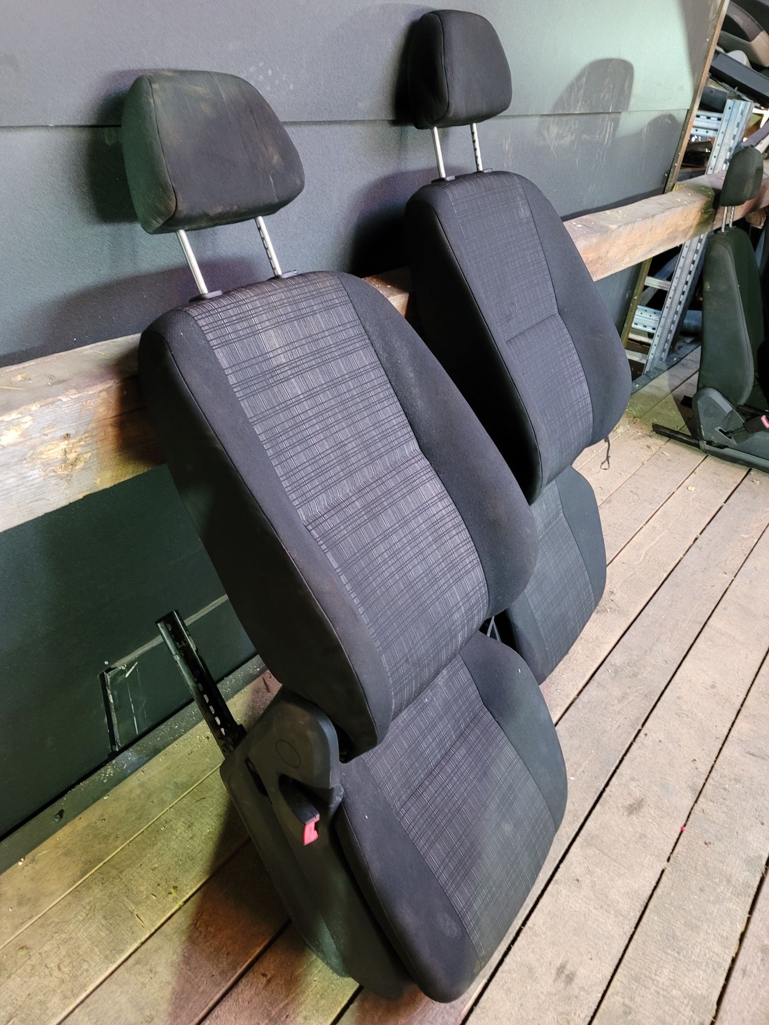 Передні сідушки сідак сидіння  Sprinter спрінтер W906