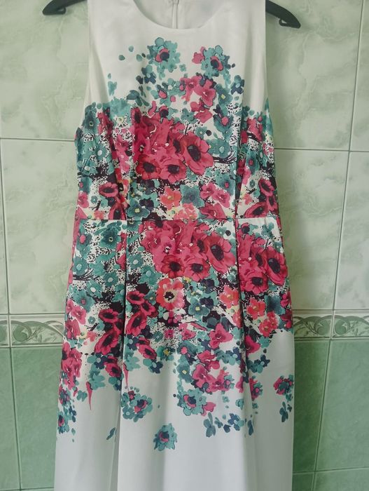 Платье для особенного дня       .