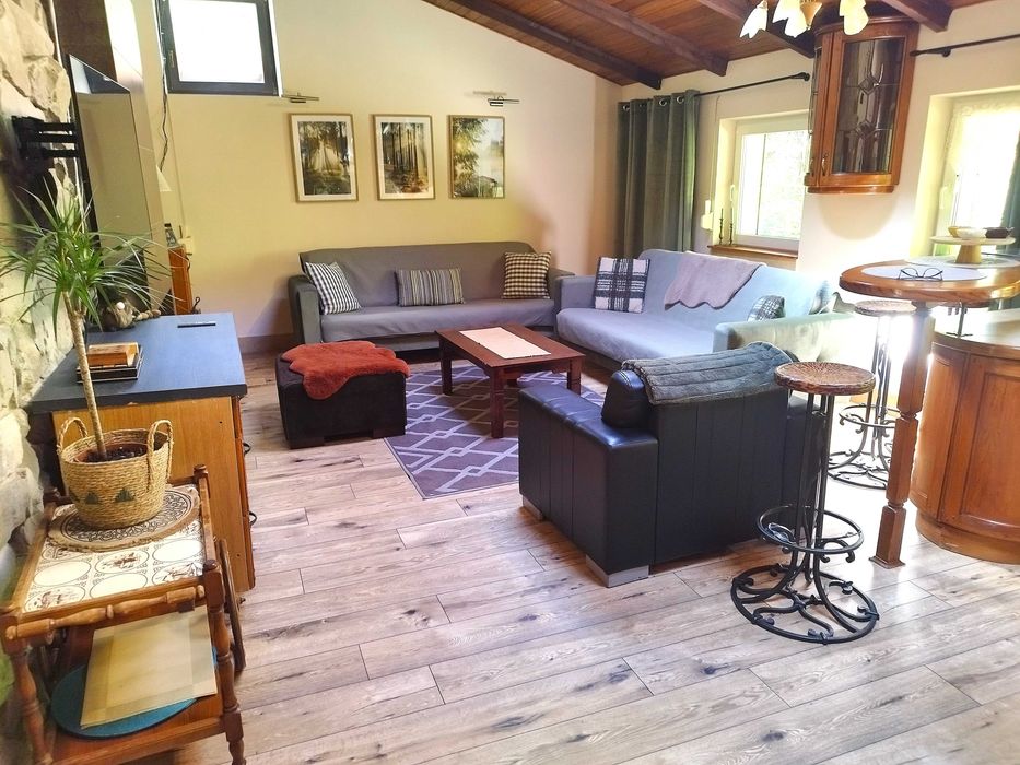 Klimatyczny Dom w lesie z Jaccuzi i Sauną.Imprezy okolicznościowe!