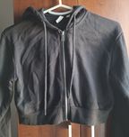 Bluza czarna krotka