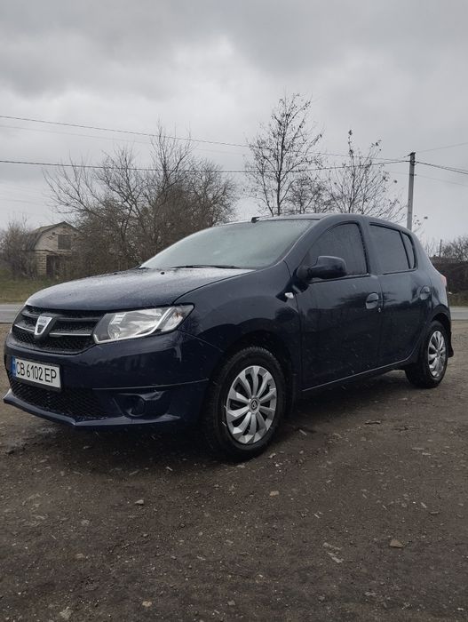 Dacia sandero 2013 року 1.2 бензин