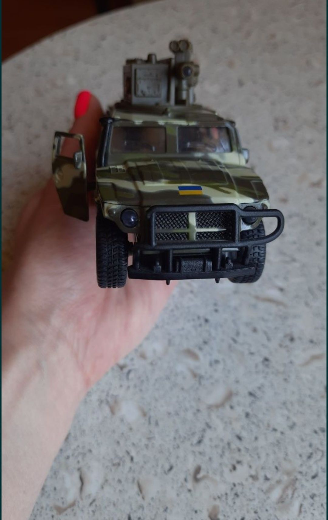 Машинка инерционная. Модель Газ Тигр