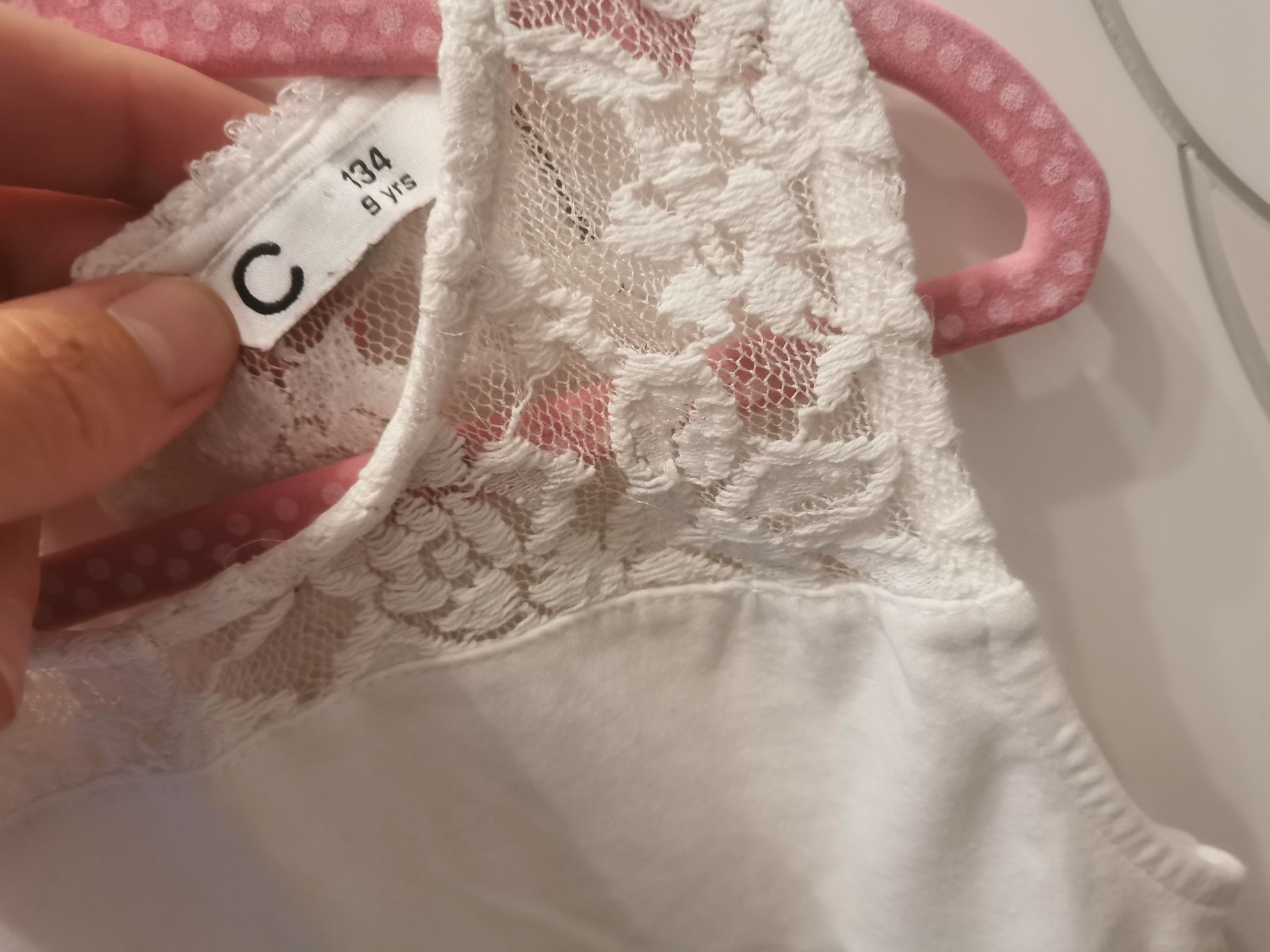 Koszulka galowa r134 Cubus bawełna koronka bez rękaw
