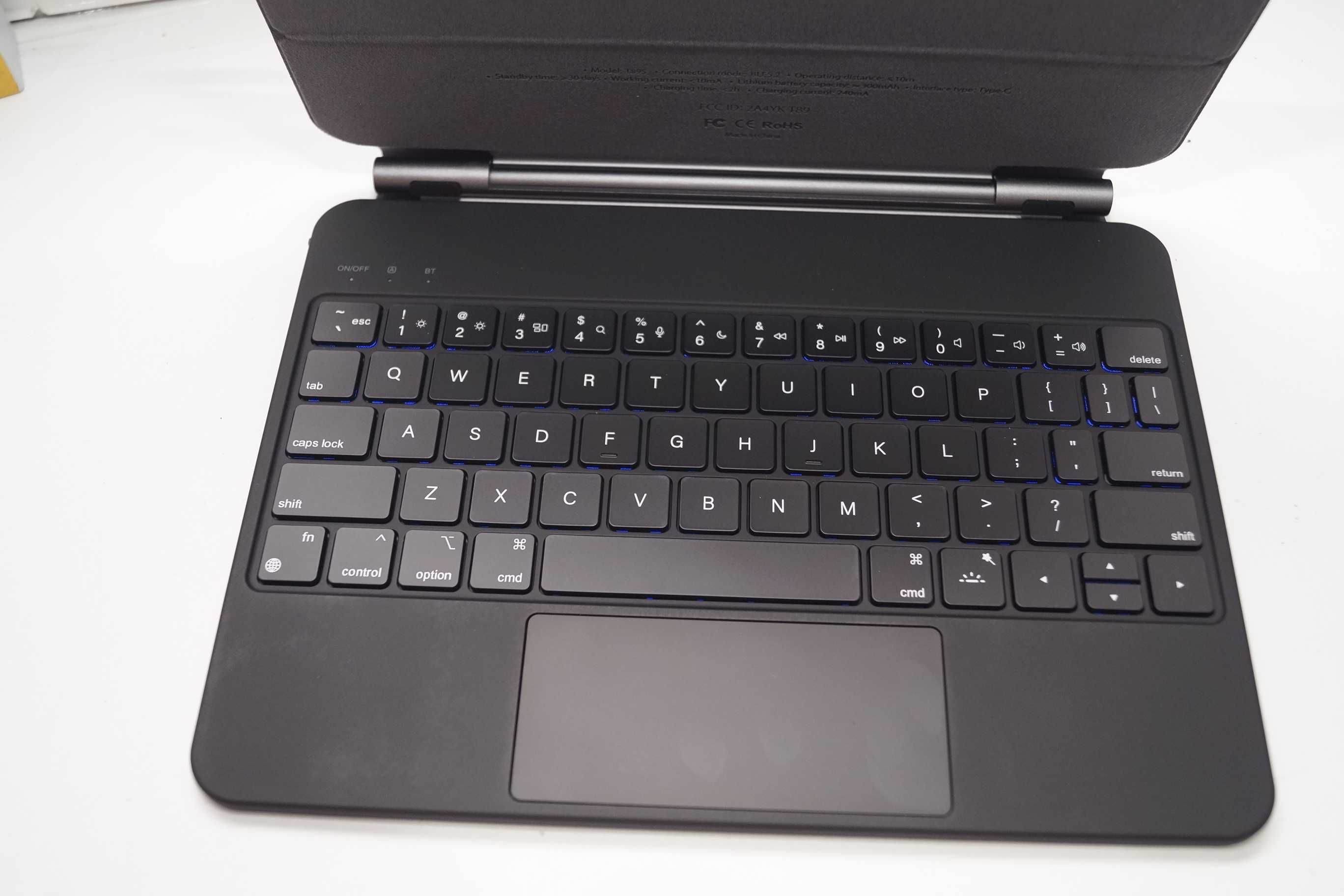 ESSAGER Magnetyczne etui z klawiaturą Case do iPad Airi / Pad Pro 11
