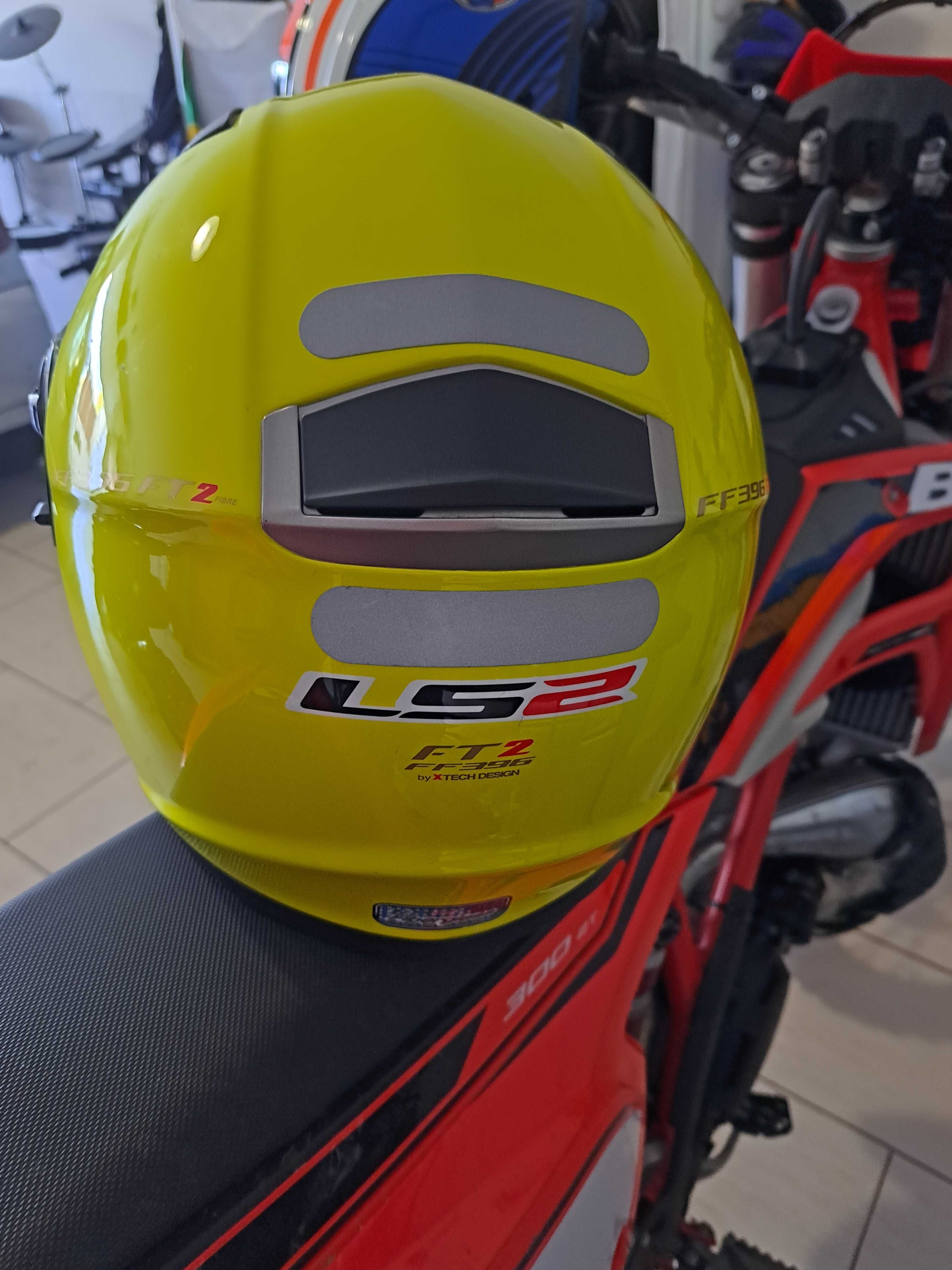 Capacete fibra vidro LS2