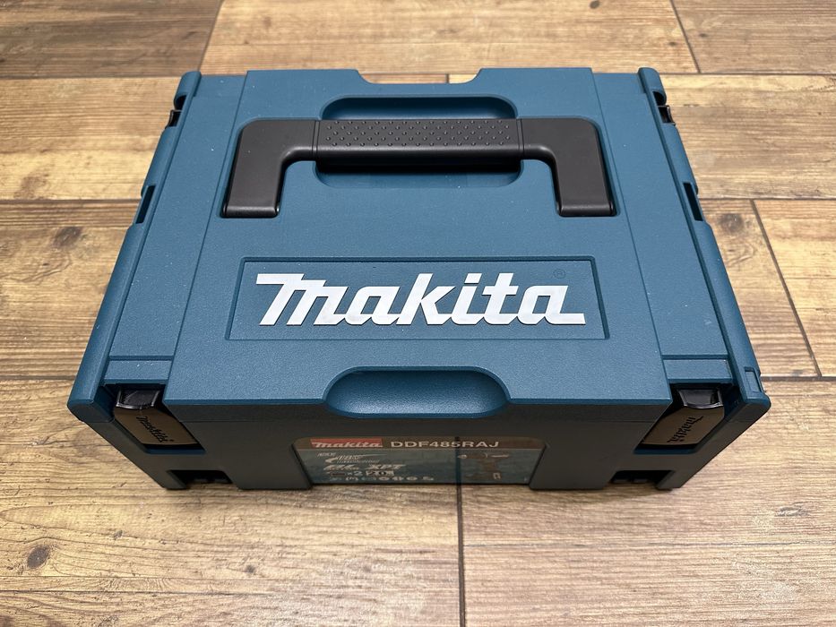Walizka skrzynka Makita MakPac 2 | wiertarko-wkrętarka lub zakrętarka