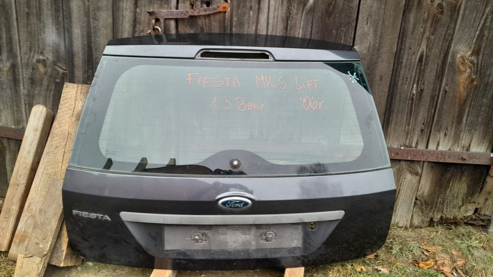 Klapa bagażnika ford fiesta mk6 lift