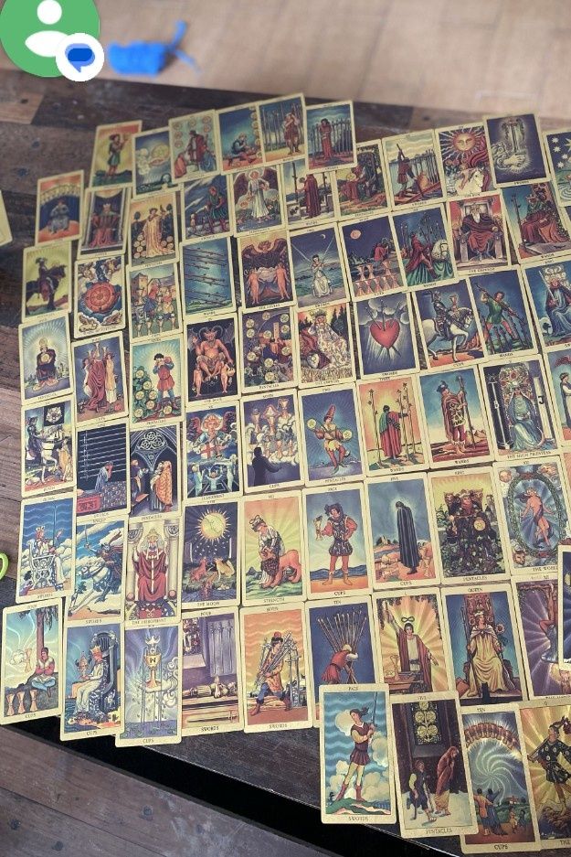 Cartas tarot, Zé pelintra com várias pertences e caveira