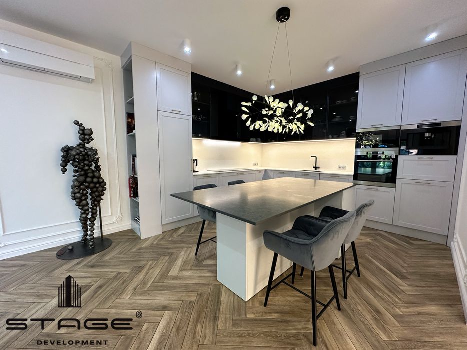 БЕЗ КОМИССИИ • Современный коттедж в Киевском районе возле моря