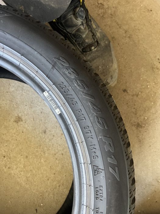 Opony Pirelli all season