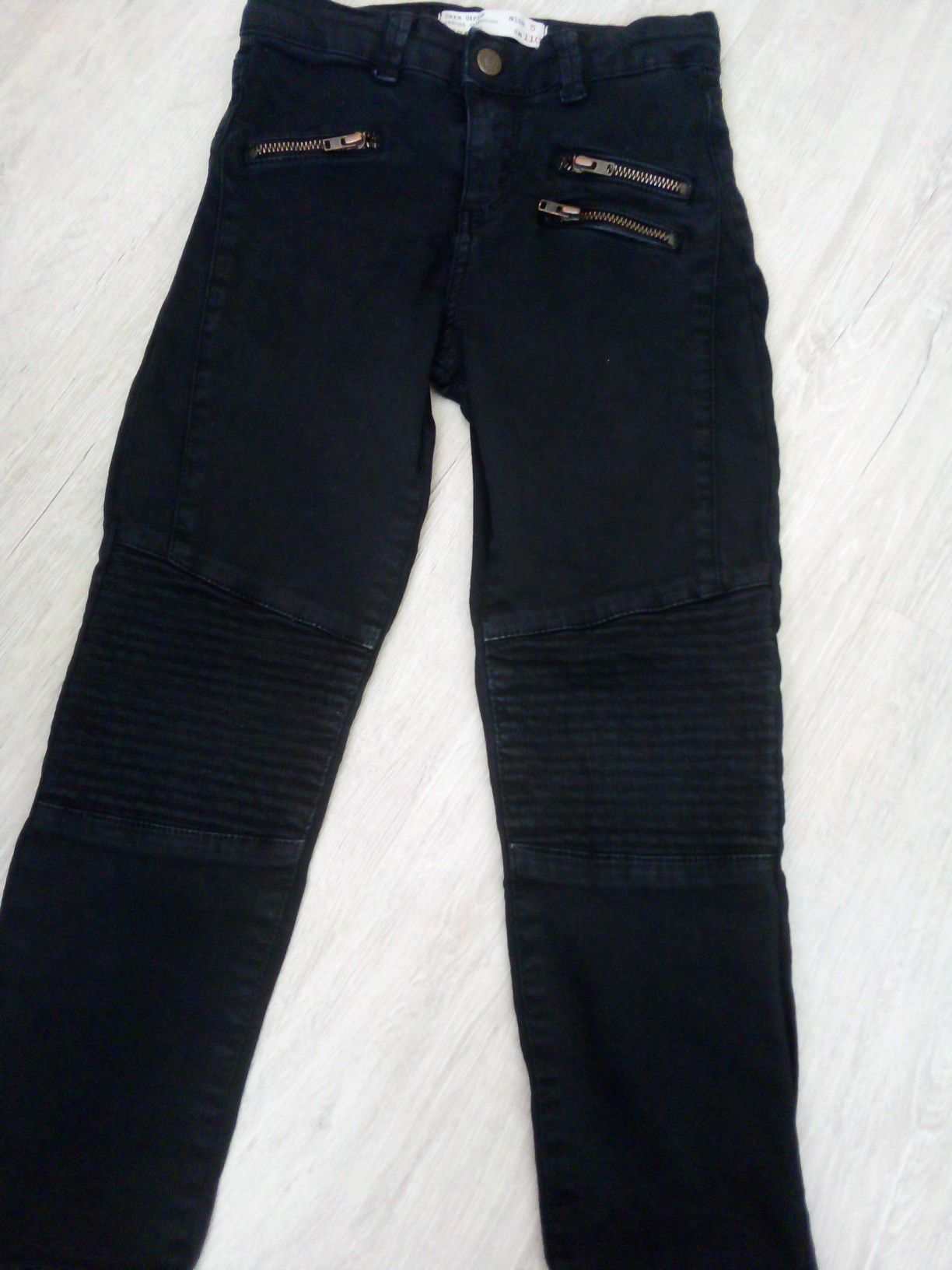 Zara Girls - spodnie czarne z laykra rozm 110cm