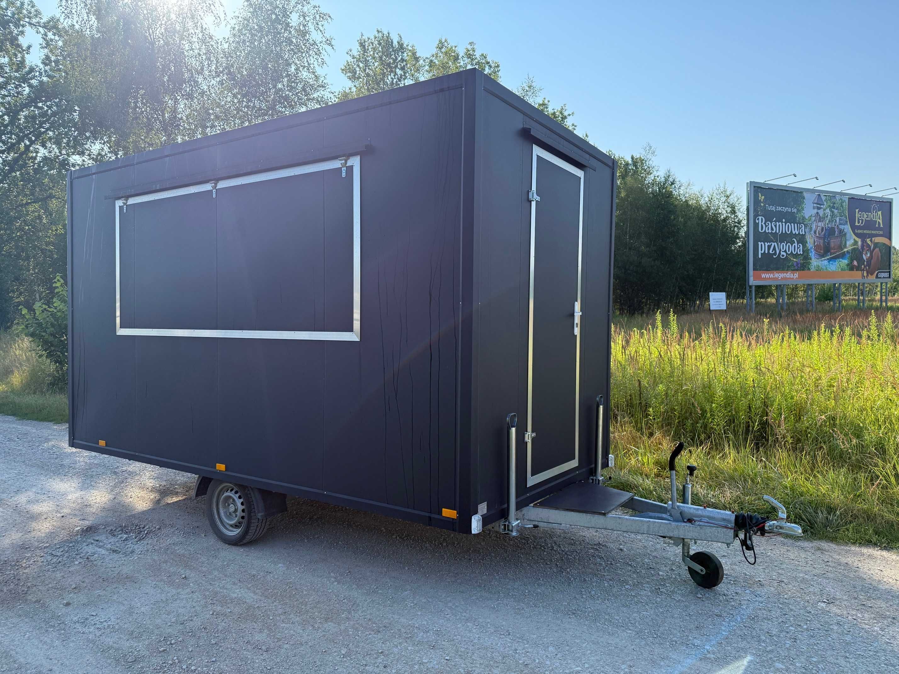 WYPRZEDAŻ OKAZJA  Producent Przyczepa FoodyWheel 4x2m CZARNY MAT HIT
