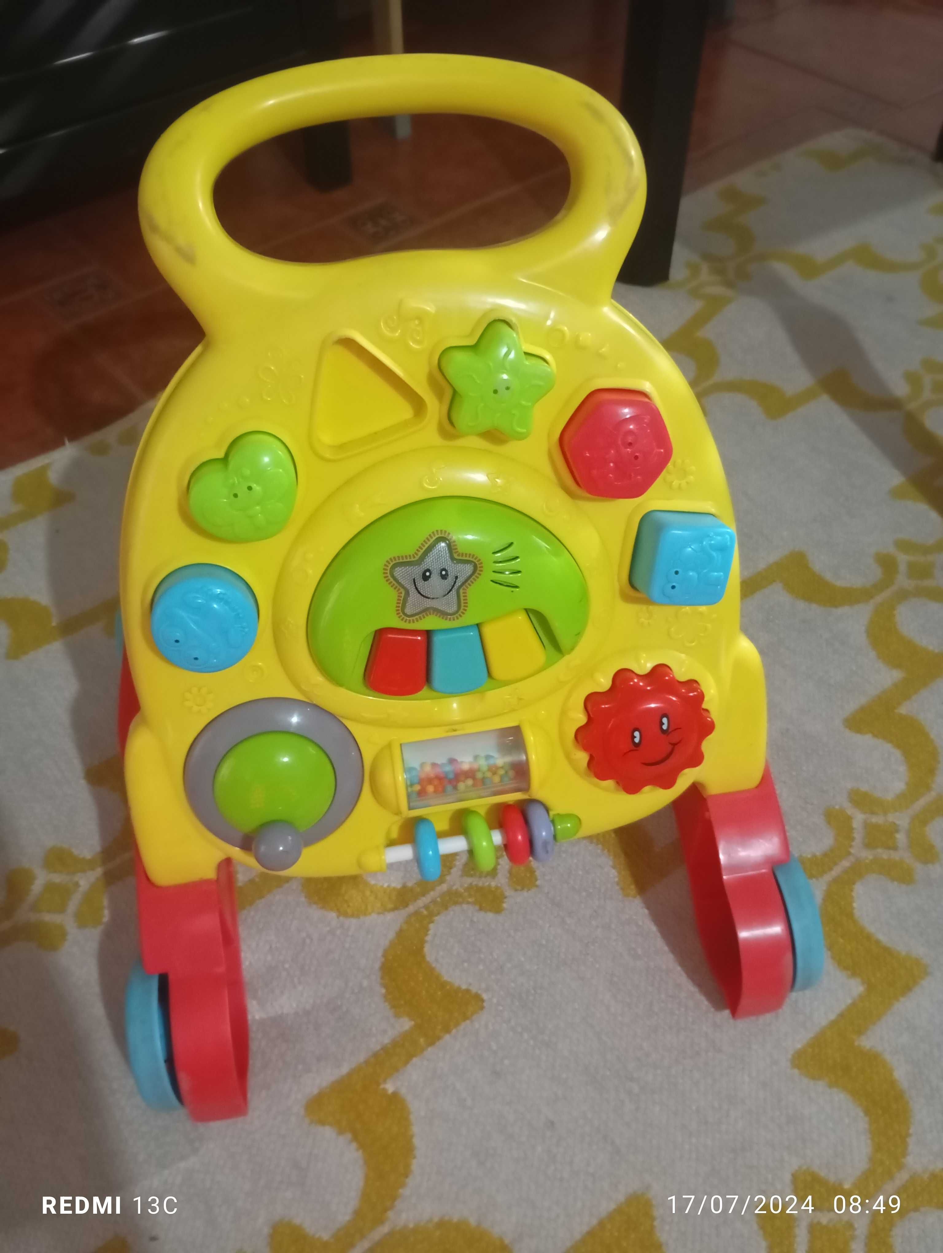 Brinquedo andador