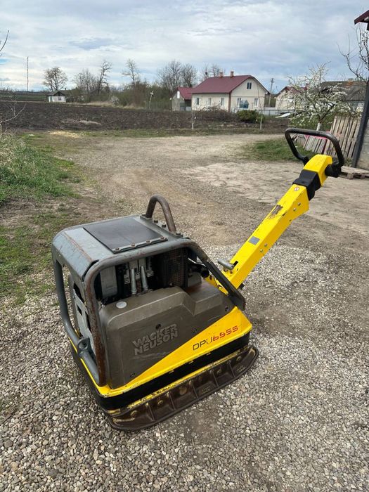 Продам виброплиту трамбовку вибротрамбовку Wacker Bomag