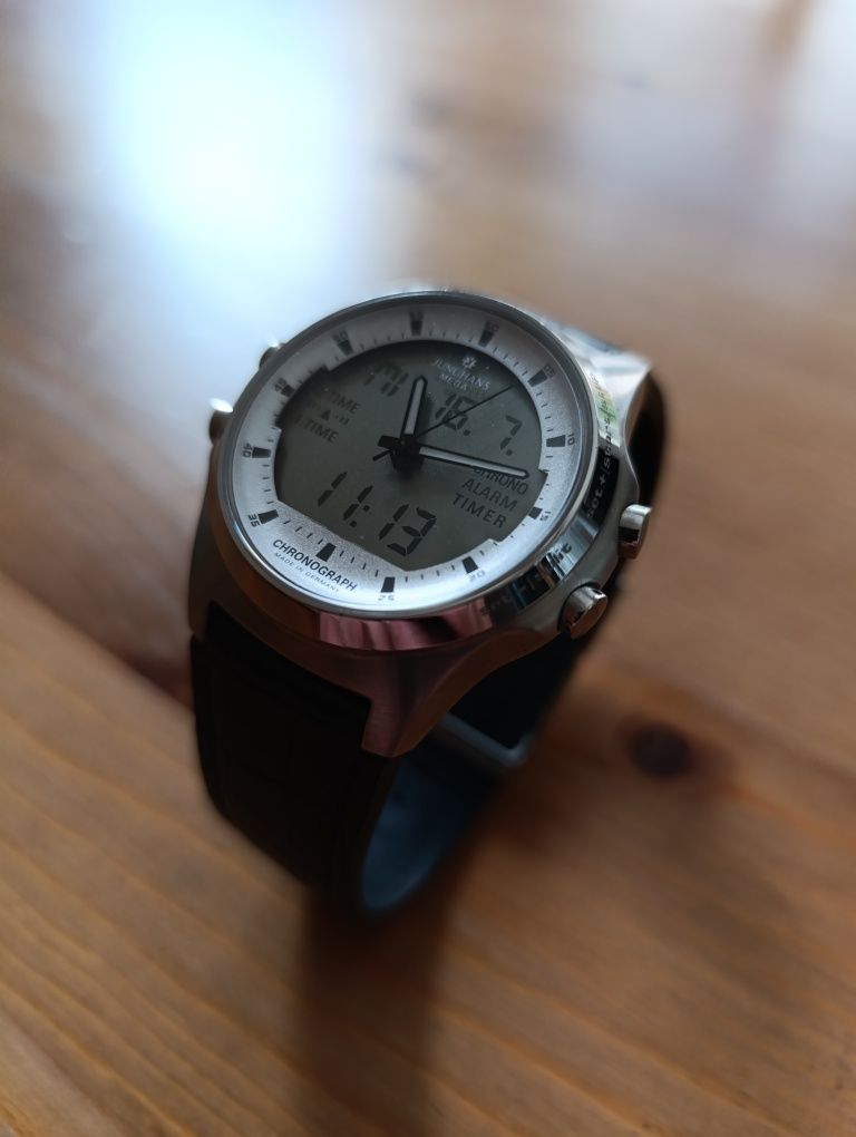 Zegarek Junghans Apollo Mega Chronograph