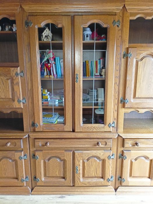 Meble dębowe z litego drewna
