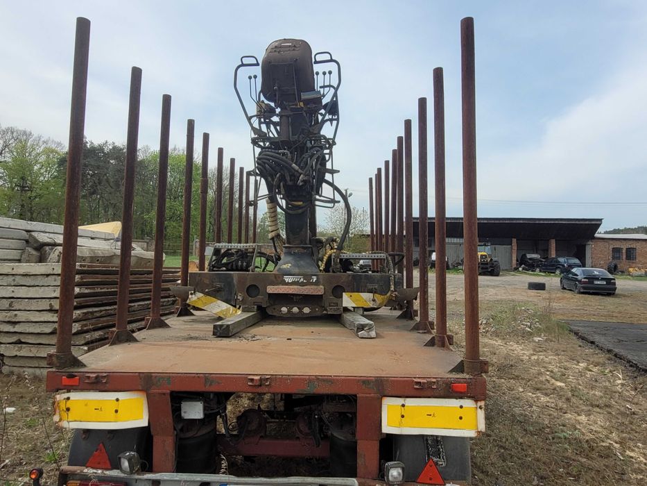 Przyczepa ciężarowa do drewna