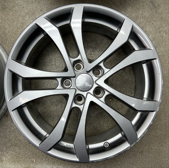 Диски R18 5 114.3 et39 J7.5 Mitsubishi Outlandar asx lancer