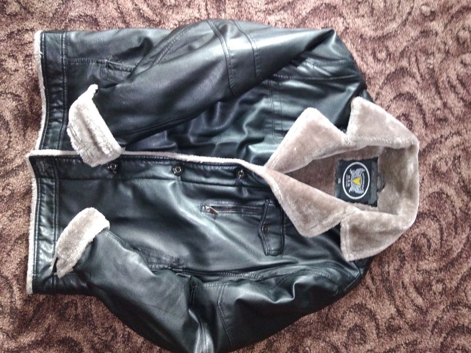 Чоловіча з екошкіри дубленка