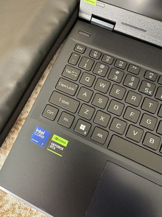 Acer Predator Helios 14-14.5 16GB 1TB SSD RTX4070 Intel Core Ultra 7