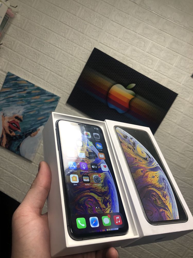 Продам Айфон iPhone XS Max 64Gb black neverlock батарея менялась