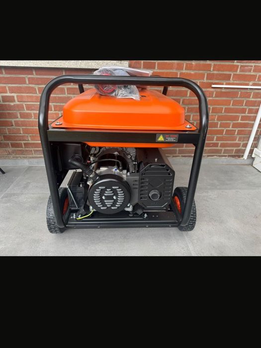 Генератор бензиновий Genergi Somport-S 9200W(11,5kva) 230/400В