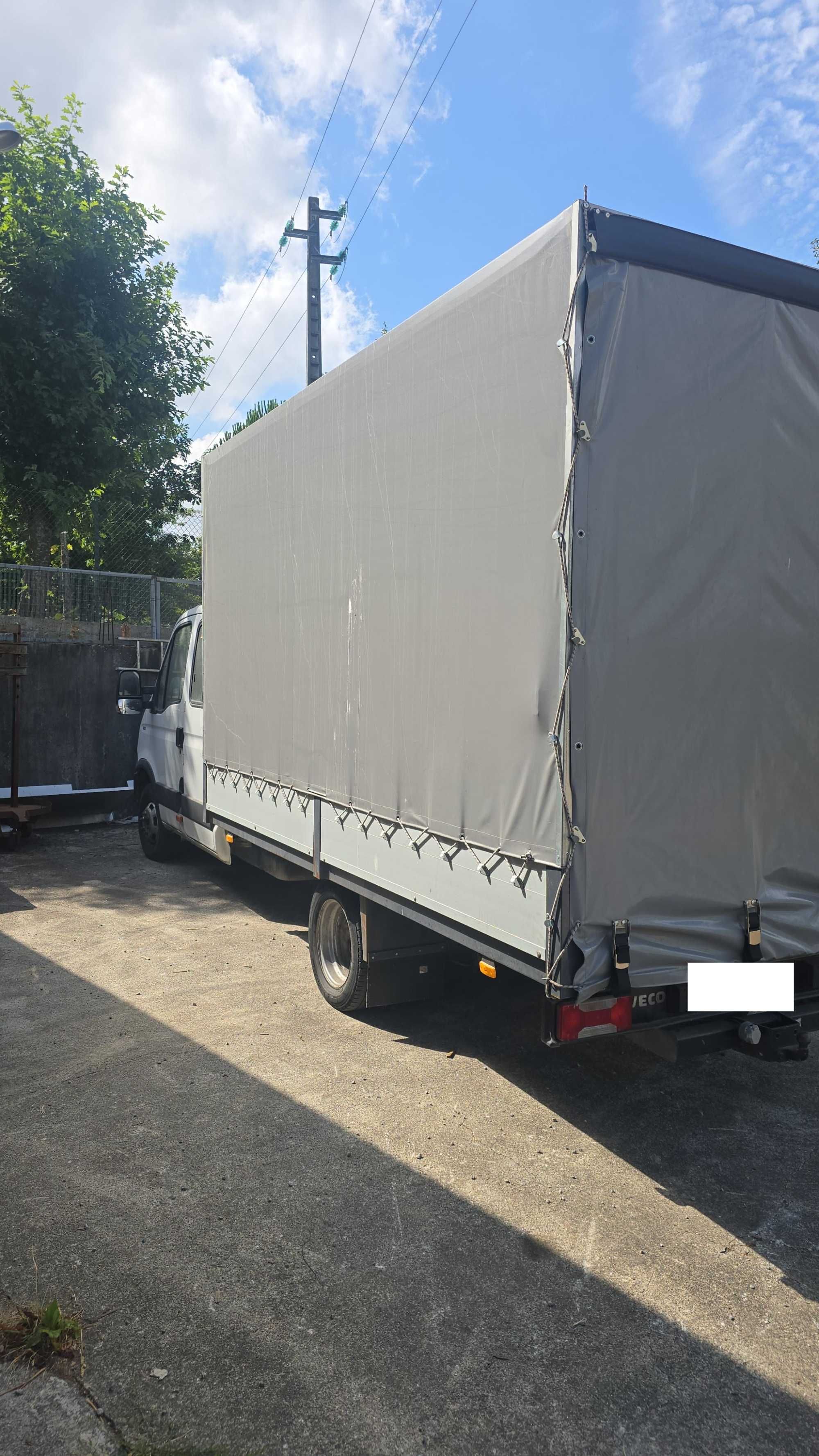Iveco 35c15 3500 kgs 7 lugares