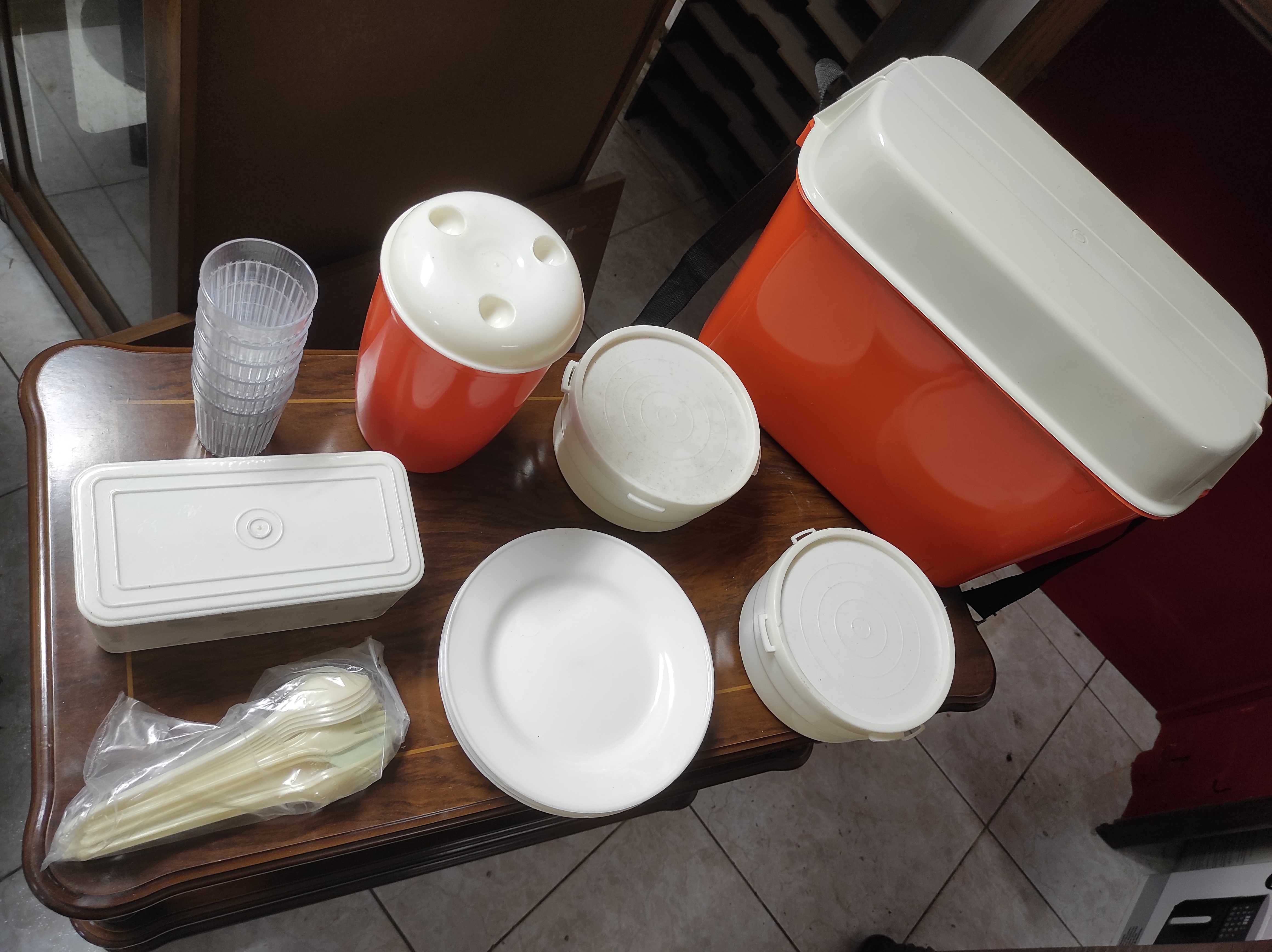 Conjunto vintage de piquenique dos anos 60