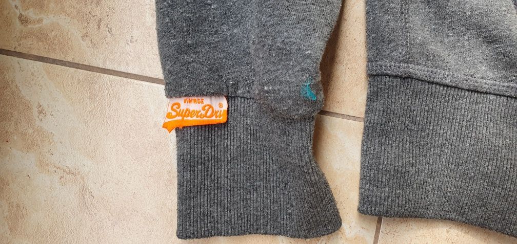 Bluza z kapturem SUPERDRY rozmiar L zakładania przez głowę