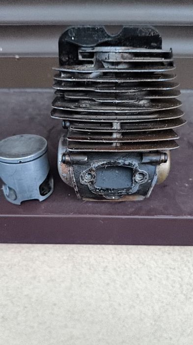 Cylinder i tłok Husqvarna 560xp