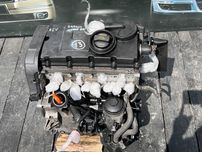 мотор 2.0 tdi AZV VW Golf 5 Skoda Octavia A5 Touran двигатель