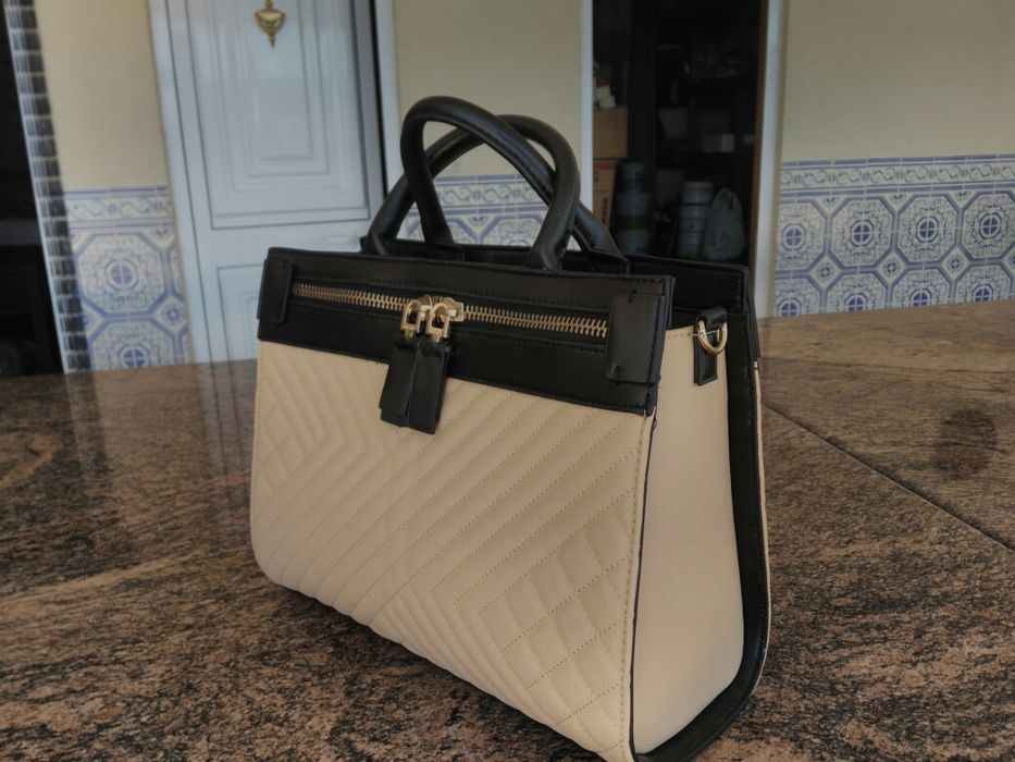 Malas Parfois como novas