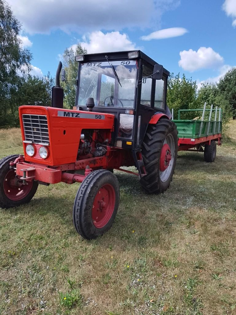 Ciągnik MTZ 50 1980r i przyczepa 1 osiowa