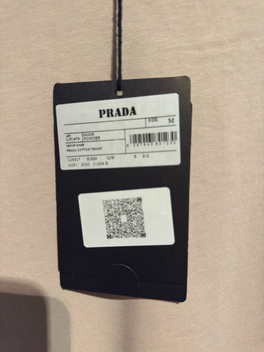 Tshirt Prada tamanho L